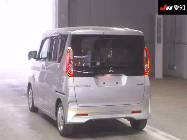 MITSUBISHI EK SPACE