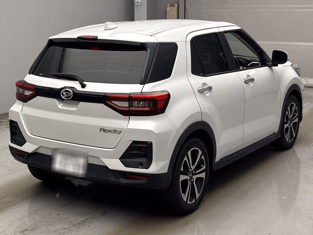 DAIHATSU ROCKY