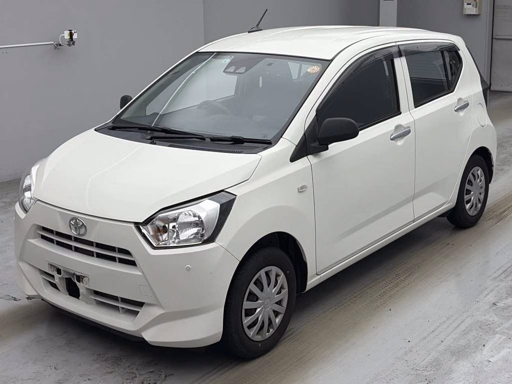 TOYOTA PIXIS EPOCH