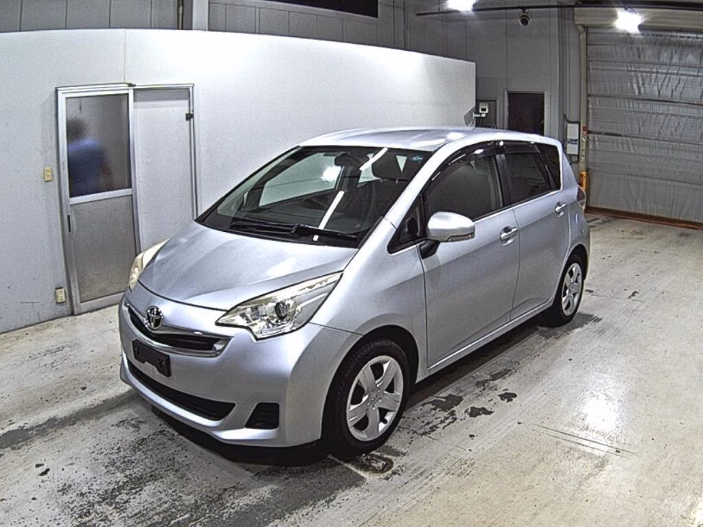 TOYOTA RACTIS