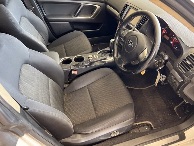 SUBARU LEGACY