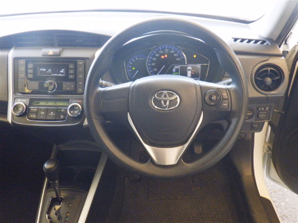 TOYOTA COROLLA FIELDER