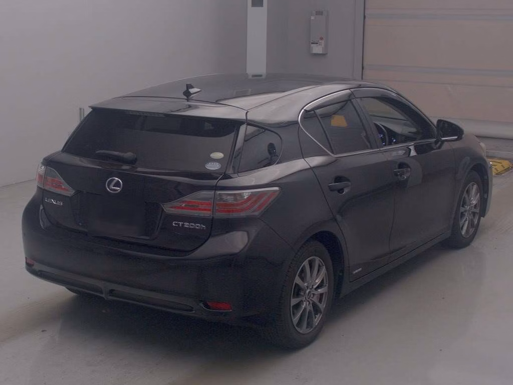 LEXUS CT200H
