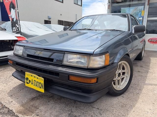 TOYOTA COROLLA LEVIN