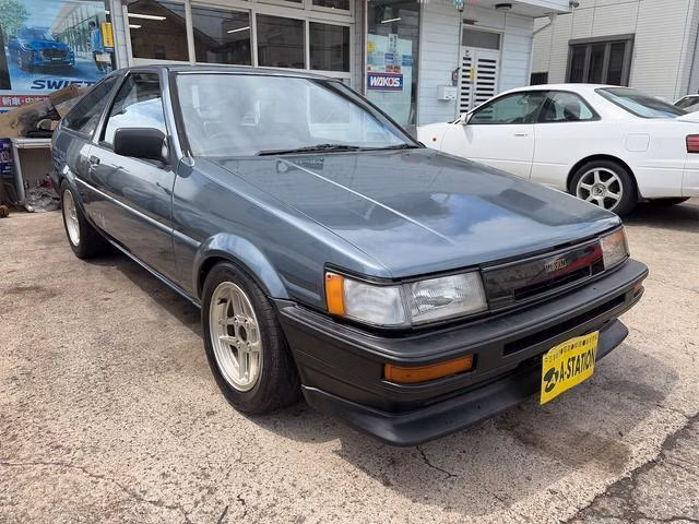 TOYOTA COROLLA LEVIN