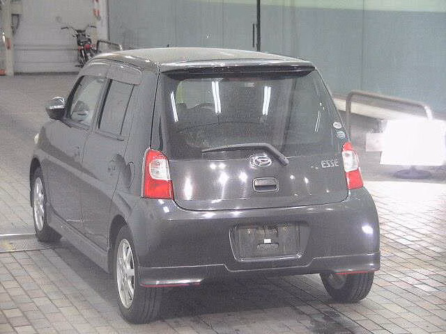 DAIHATSU ESSE