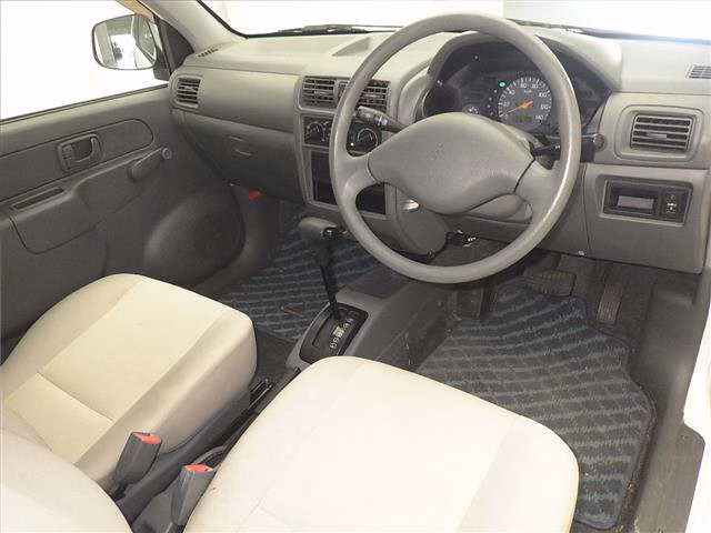 MITSUBISHI MINICA