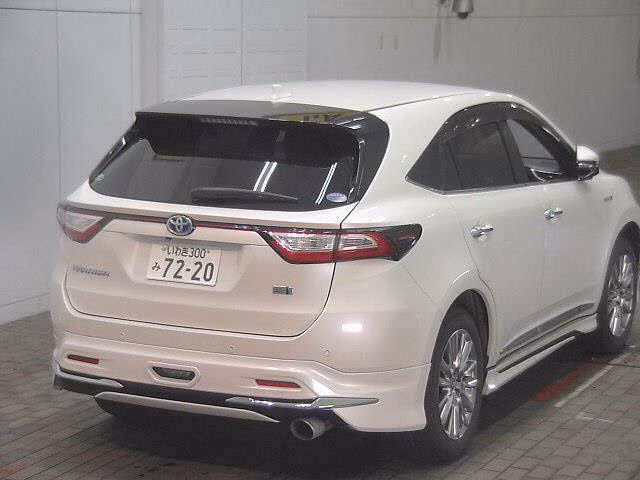TOYOTA HARRIER