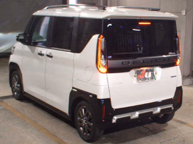 MITSUBISHI DELICA MINI