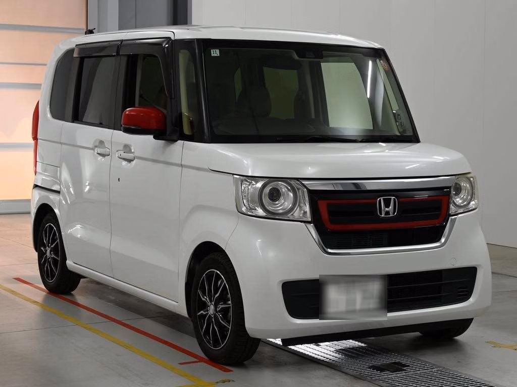 HONDA N-BOX