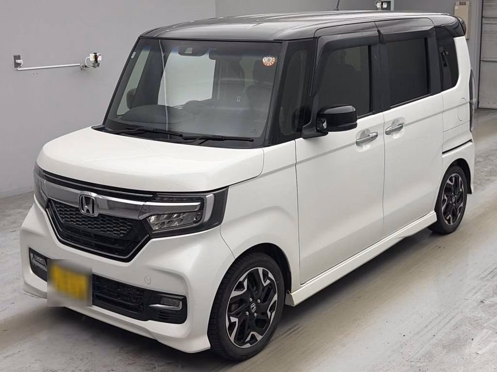 HONDA N-BOX