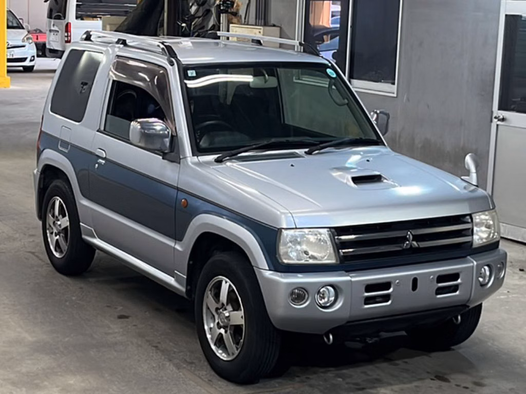 MITSUBISHI PAJERO MINI