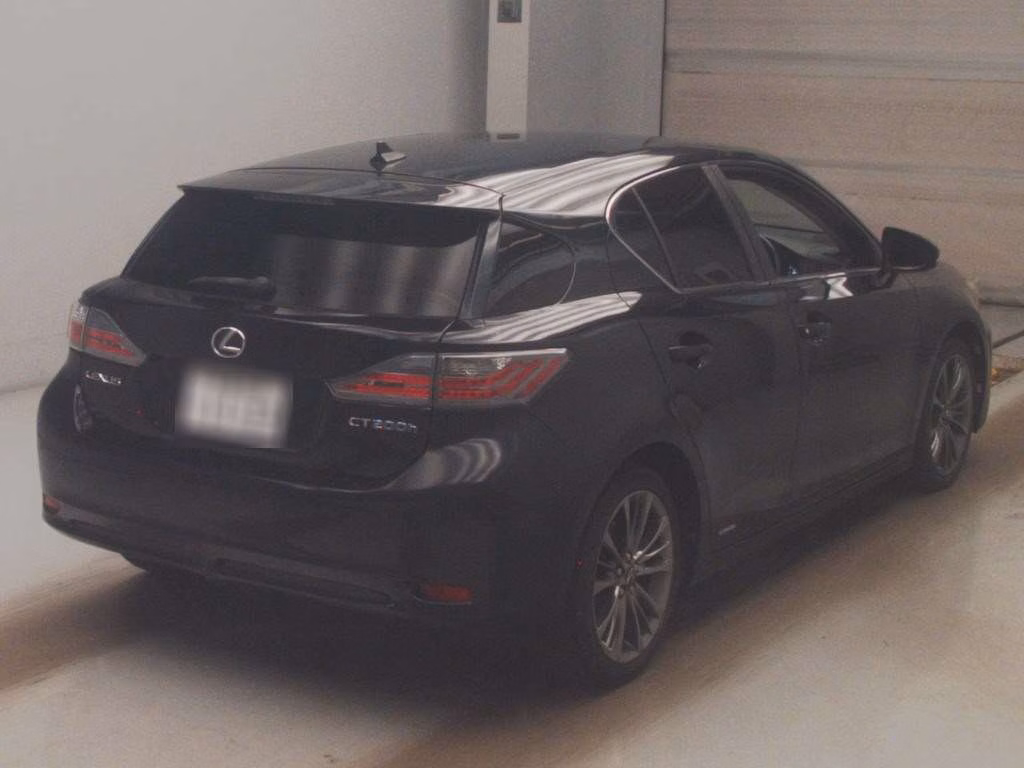 LEXUS CT200H