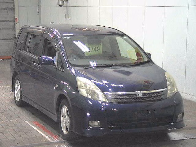 TOYOTA ISIS