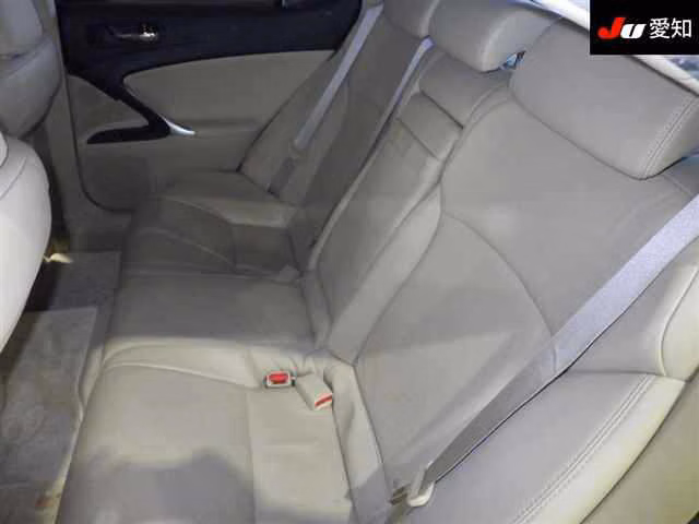 LEXUS IS350