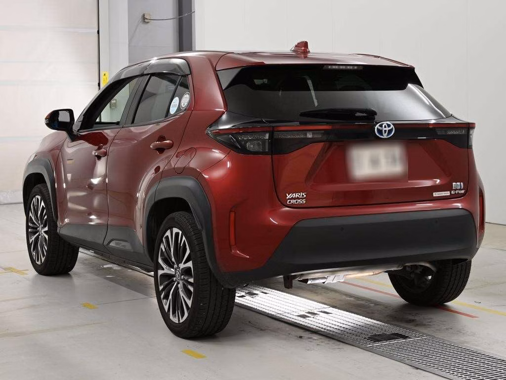 TOYOTA YARIS CROSS