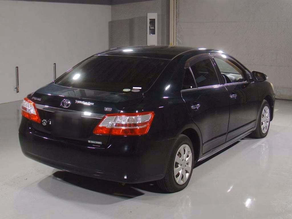 TOYOTA PREMIO