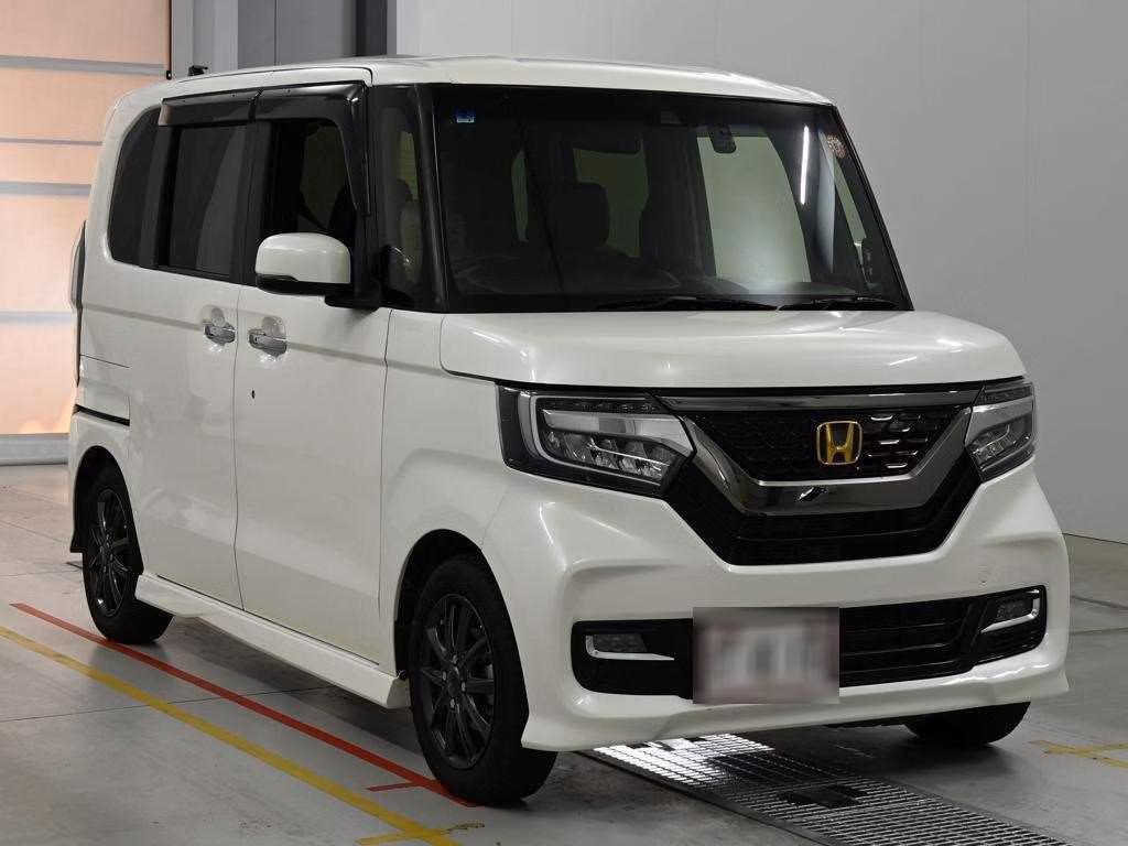 HONDA N-BOX