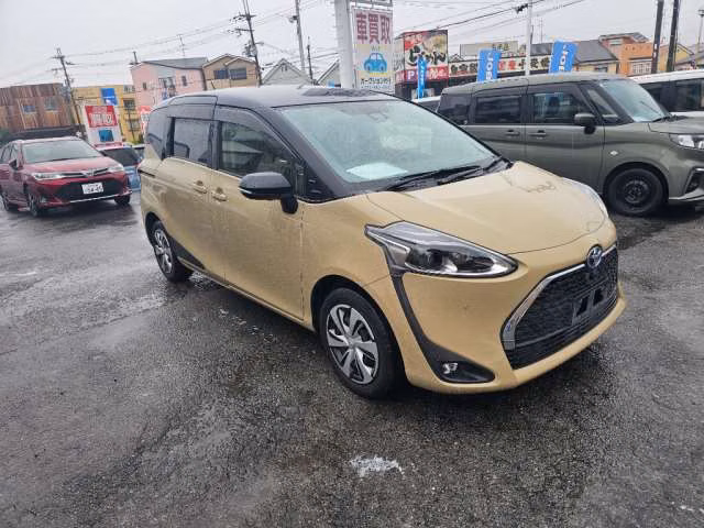 TOYOTA SIENTA