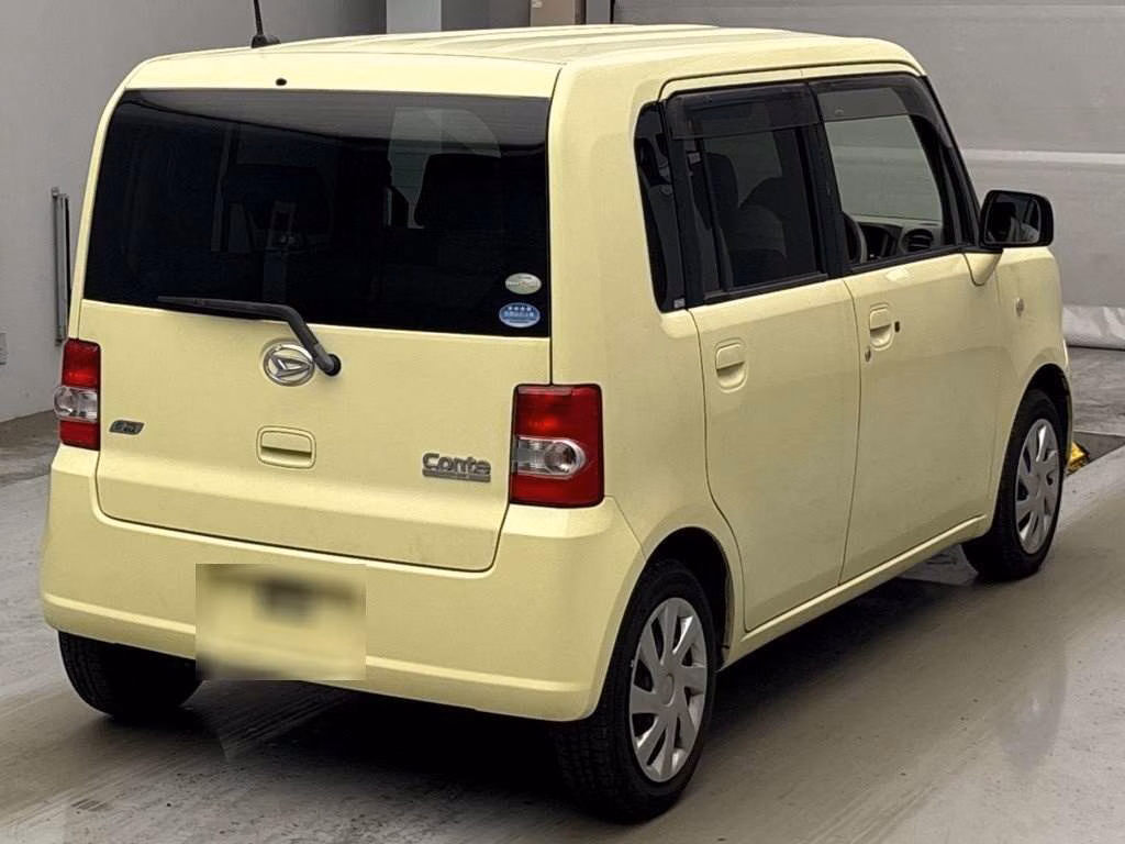 DAIHATSU MOVE CONTE