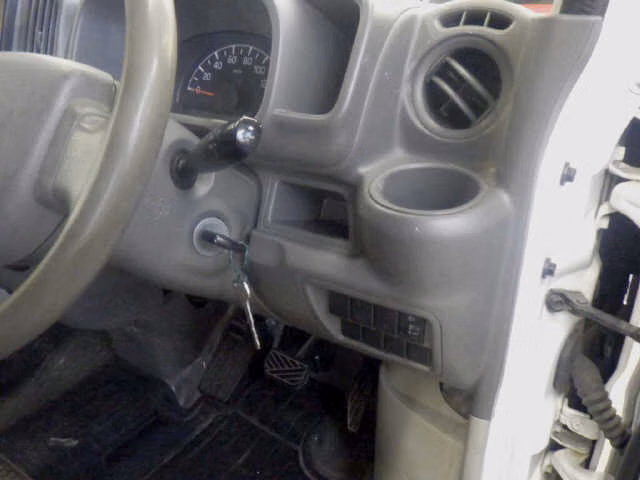 MITSUBISHI MINICAB