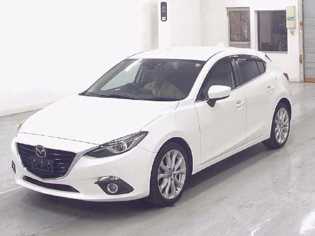 MAZDA AXELA