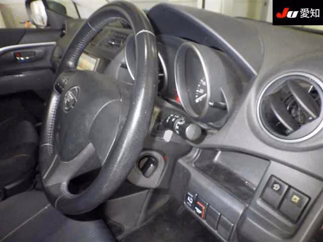 NISSAN LAFESTA