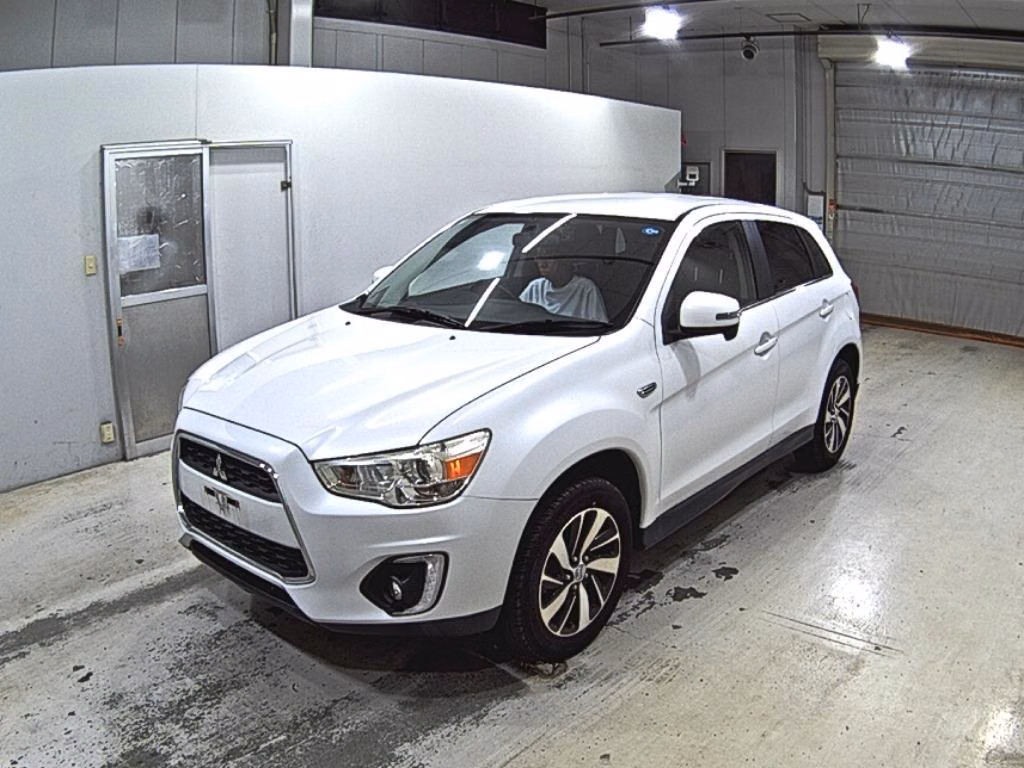 MITSUBISHI RVR