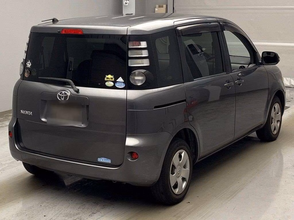 TOYOTA SIENTA