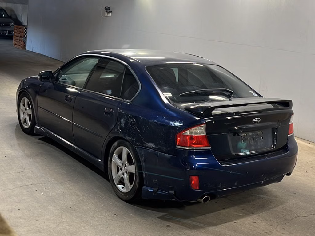 SUBARU LEGACY B4