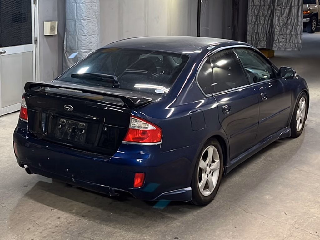 SUBARU LEGACY B4