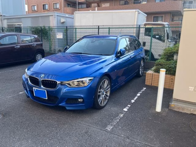BMW 3-SERIES