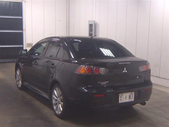 MITSUBISHI GALANT FORTIS
