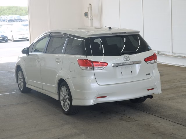 TOYOTA WISH