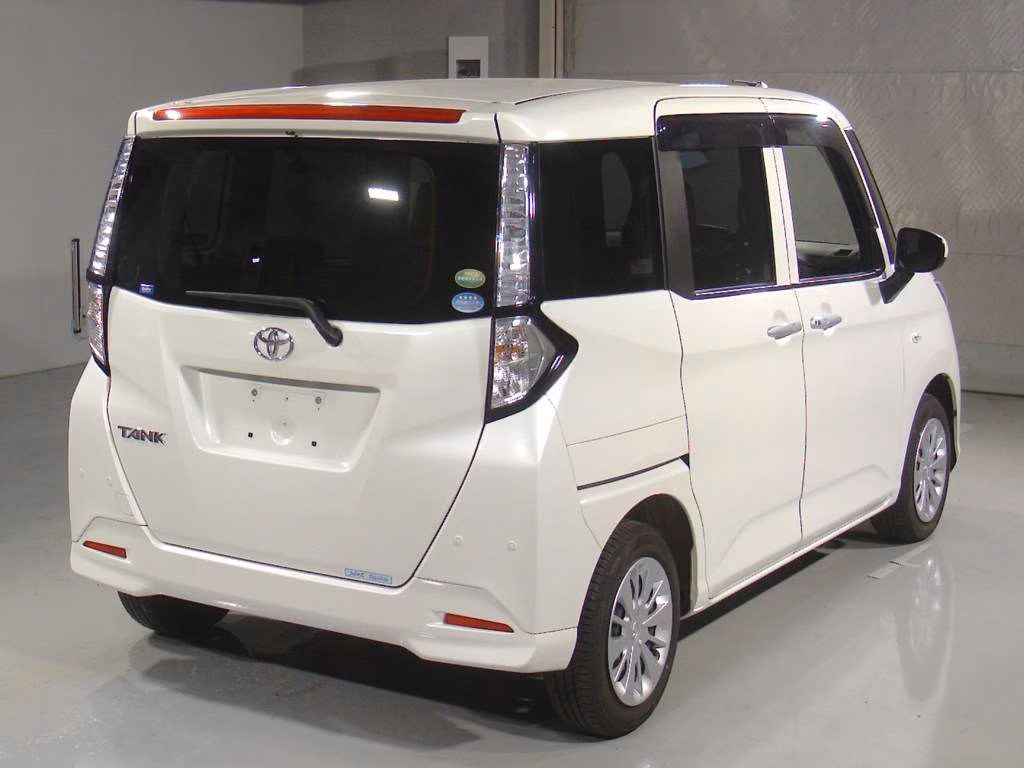 TOYOTA TANK