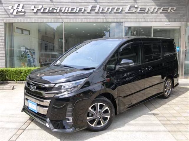 TOYOTA NOAH