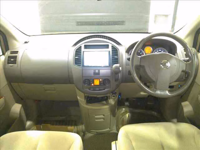 NISSAN LAFESTA