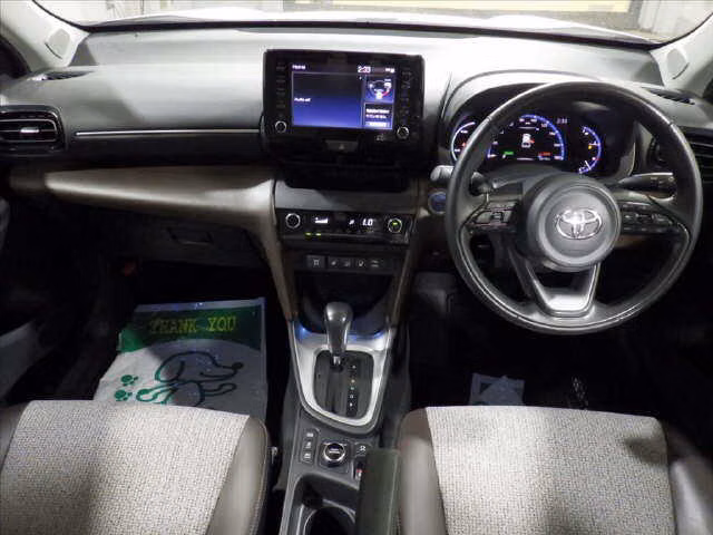 TOYOTA YARIS CROSS