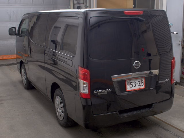 NISSAN NV350 CARAVAN