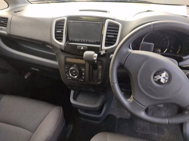 MITSUBISHI DELICA D:2