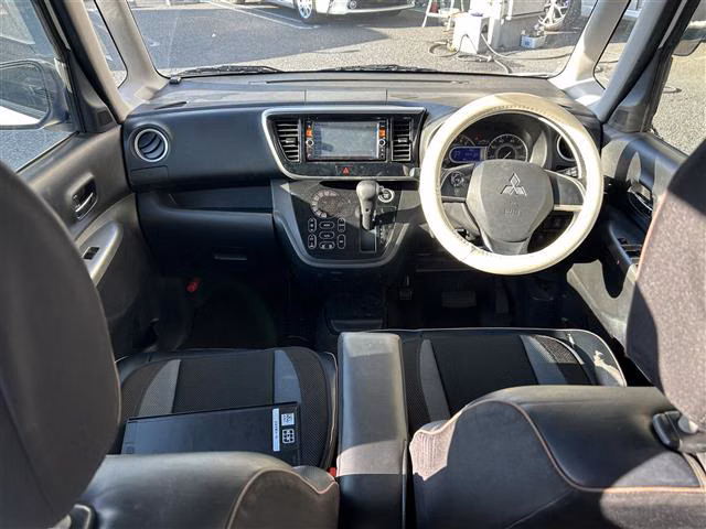 MITSUBISHI EK SPACE