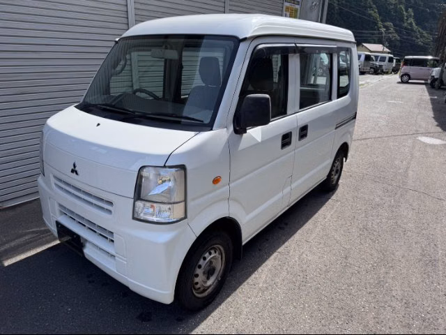 MITSUBISHI MINICAB