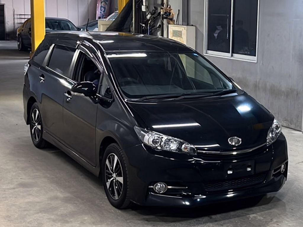 TOYOTA WISH
