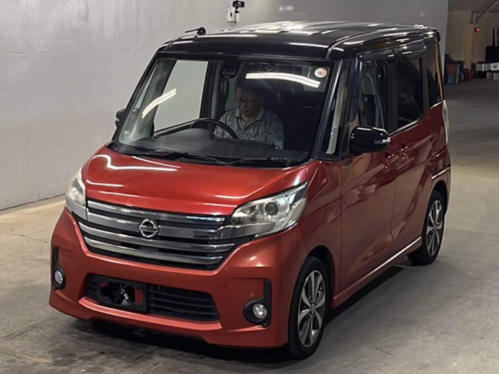 NISSAN DAYZ ROOX