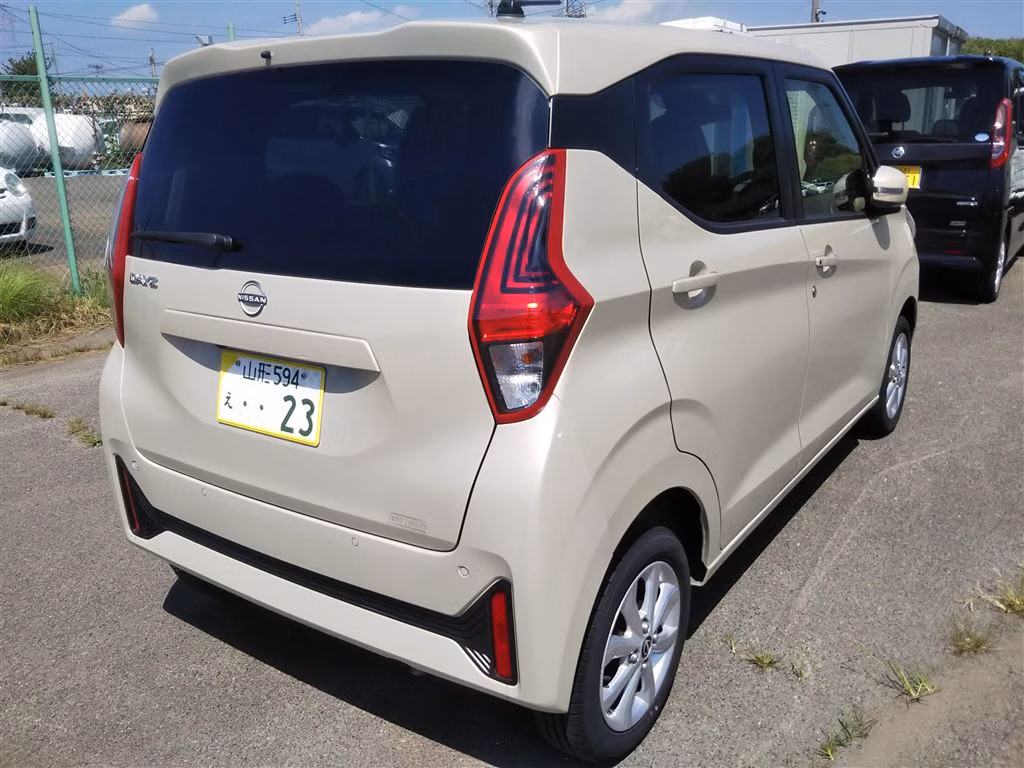 NISSAN DAYZ