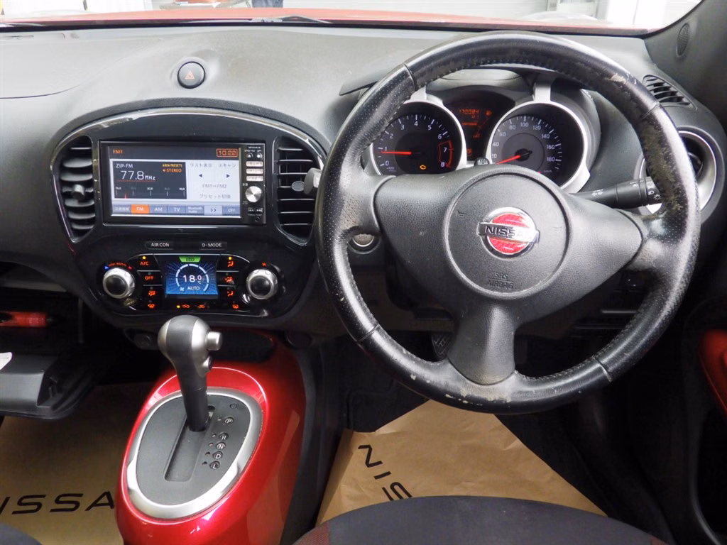 NISSAN JUKE
