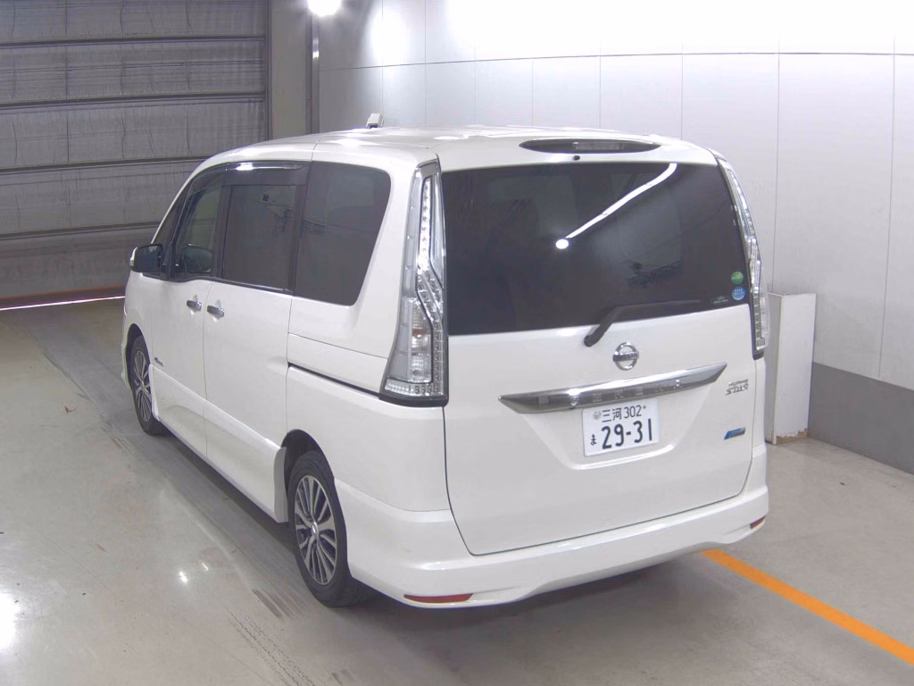 NISSAN SERENA