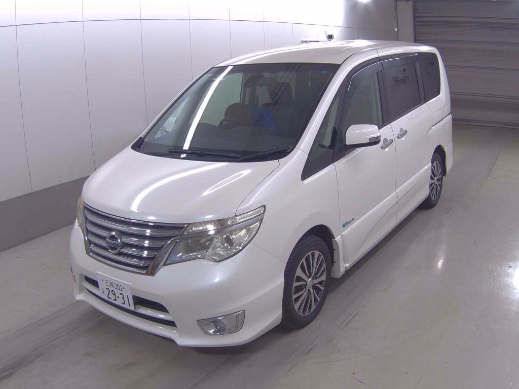 NISSAN SERENA