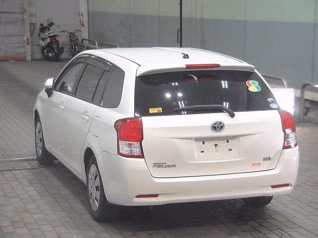 TOYOTA COROLLA FIELDER