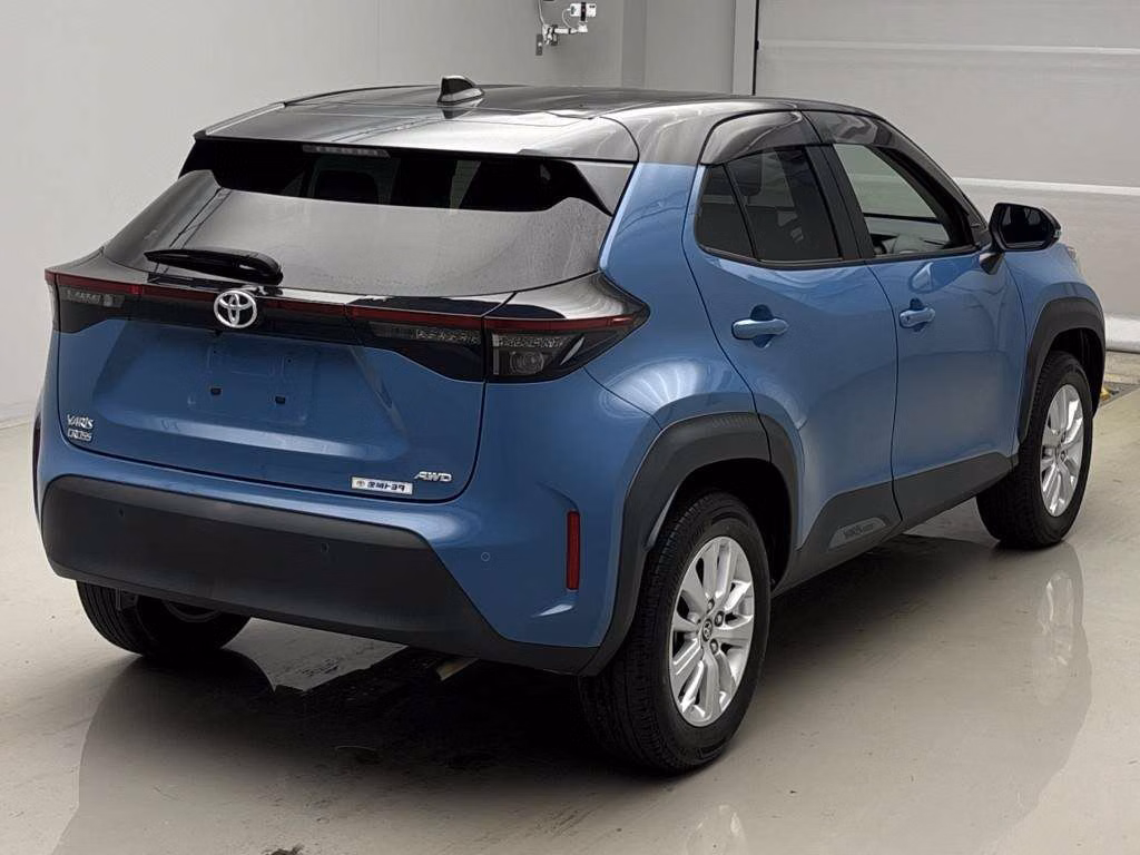 TOYOTA YARIS CROSS